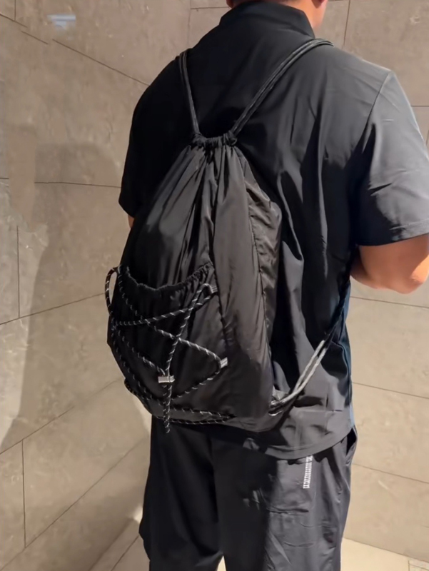 SHELKSBAG Unisex Wrinkled Nylo - Drawstring Gym Bag 评论和价格